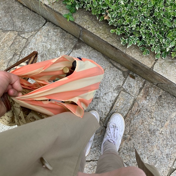 Meet your Posher, Riva - Picture 1 of 1